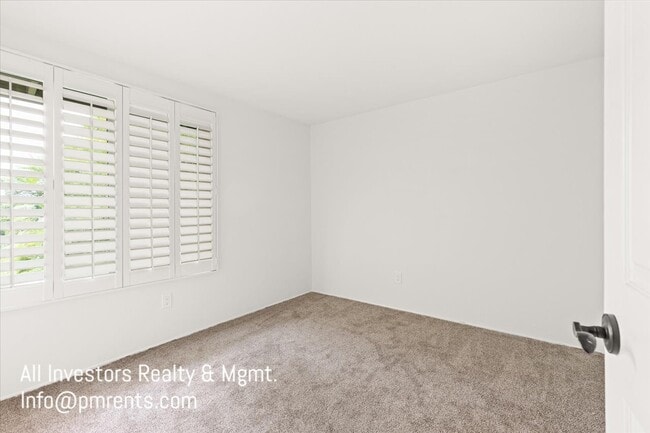 Building Photo - 4219 Avati Dr