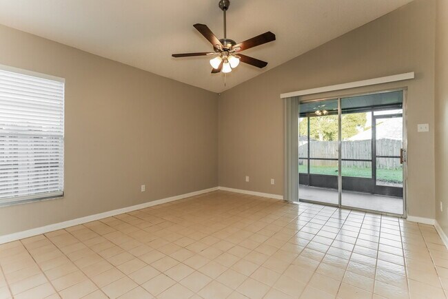 Building Photo - 1621 Coppersmith Ct