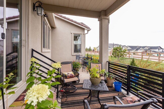 Building Photo - Stunning Flying Horse Patio Home with Stunning Views!!