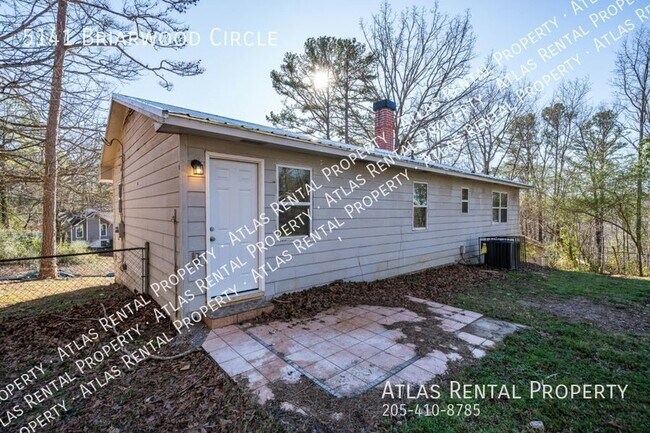 Building Photo - 5141 Briarwood Cir