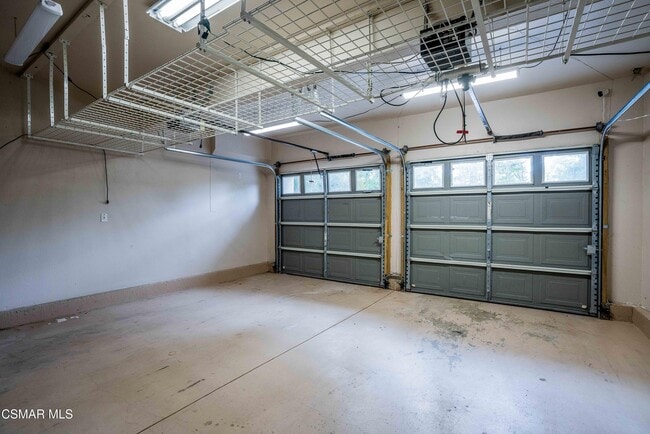 Building Photo - 504 Rustic Hills Dr