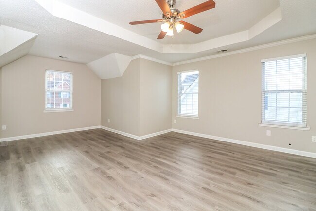 Building Photo - 2756 River Tree Dr