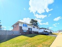 Building Photo - 50 Sunburst Dr