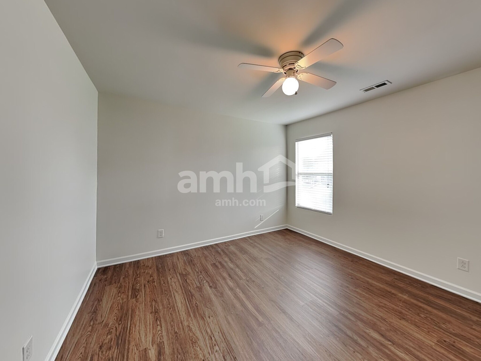 Building Photo - 3011 Gray Farm Rd