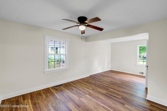 Building Photo - 7613 Norbourne Ave