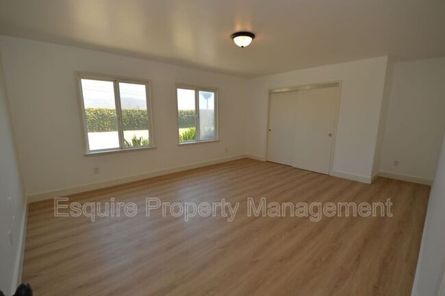 Building Photo - 13515 W Telegraph Rd