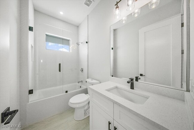 Building Photo - 1123 NW 40th Pl