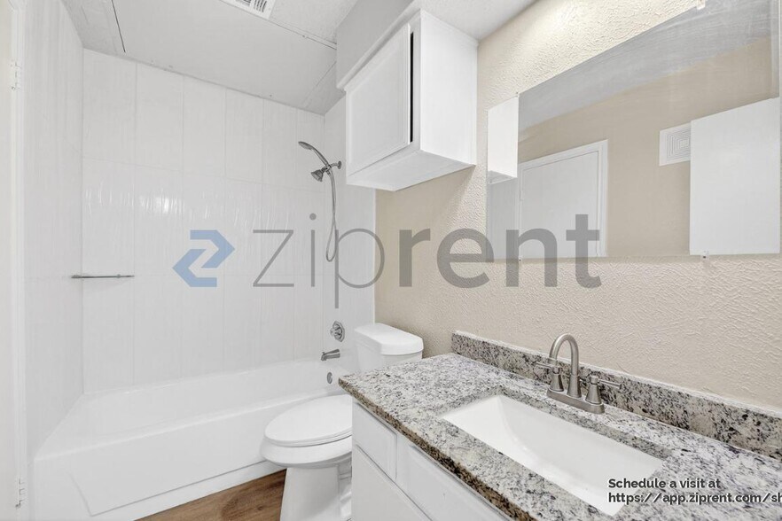 Building Photo - 4101 Esters Rd