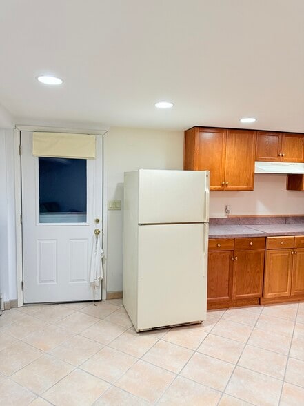 Building Photo - 336 Mile Square Rd