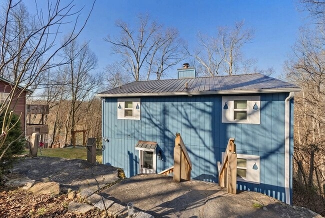 Building Photo - 2026 Keeney Rd
