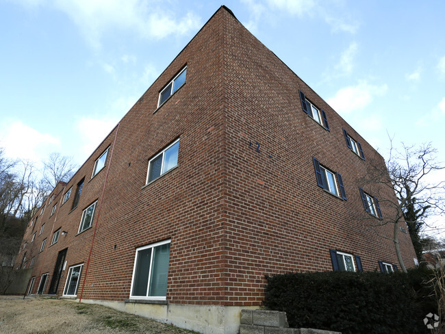 Primary Photo - Delta Bend Apartments