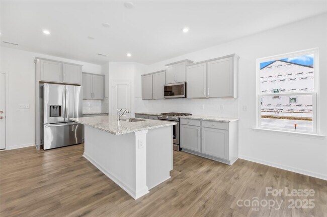Building Photo - 14032 Penbury Ln