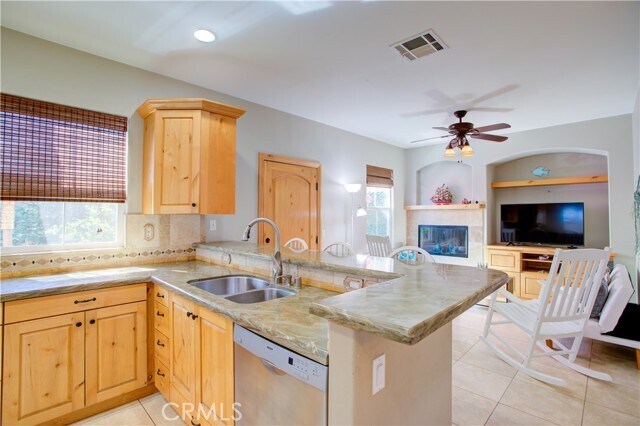 Building Photo - 32902 Cedar Dr