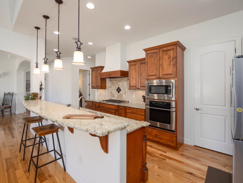 Building Photo - 972 Hawkshead St