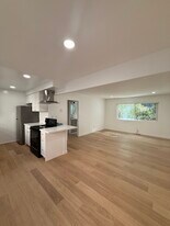 Building Photo - 1205 Amethyst St
