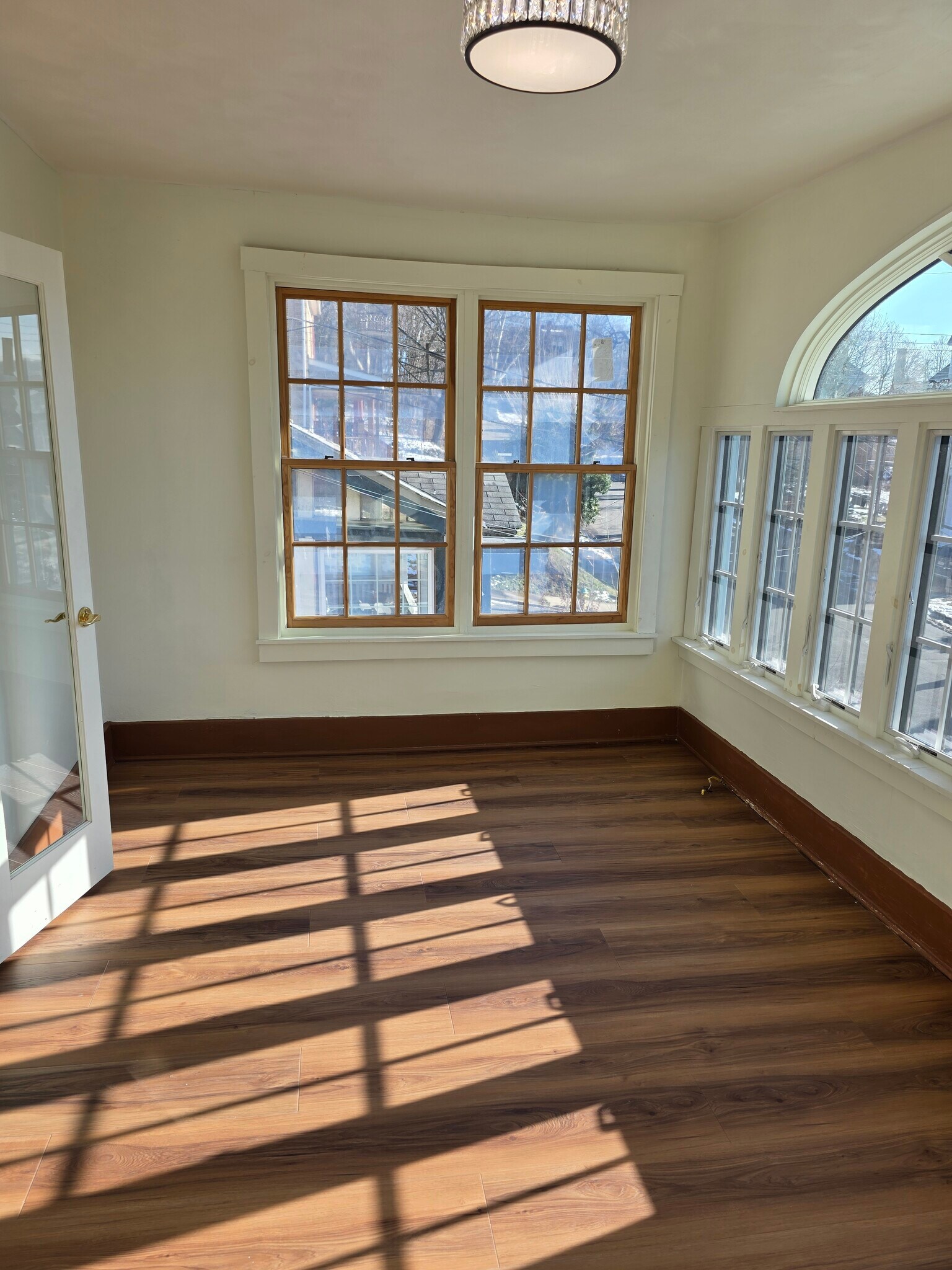 Building Photo - 727 Hill Ave