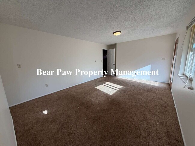 Building Photo - Spacious Ranch Style Home in Conifer!