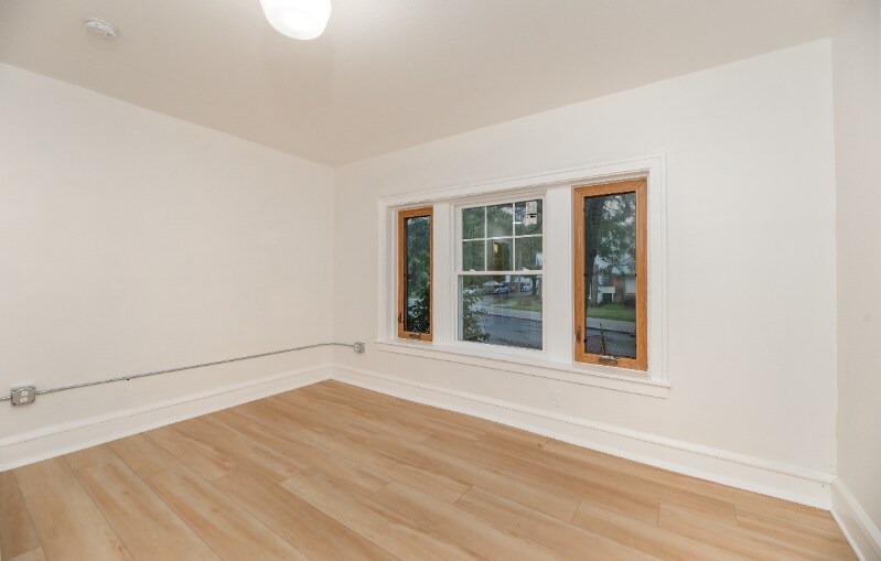 Building Photo - 8302 Lake Ave