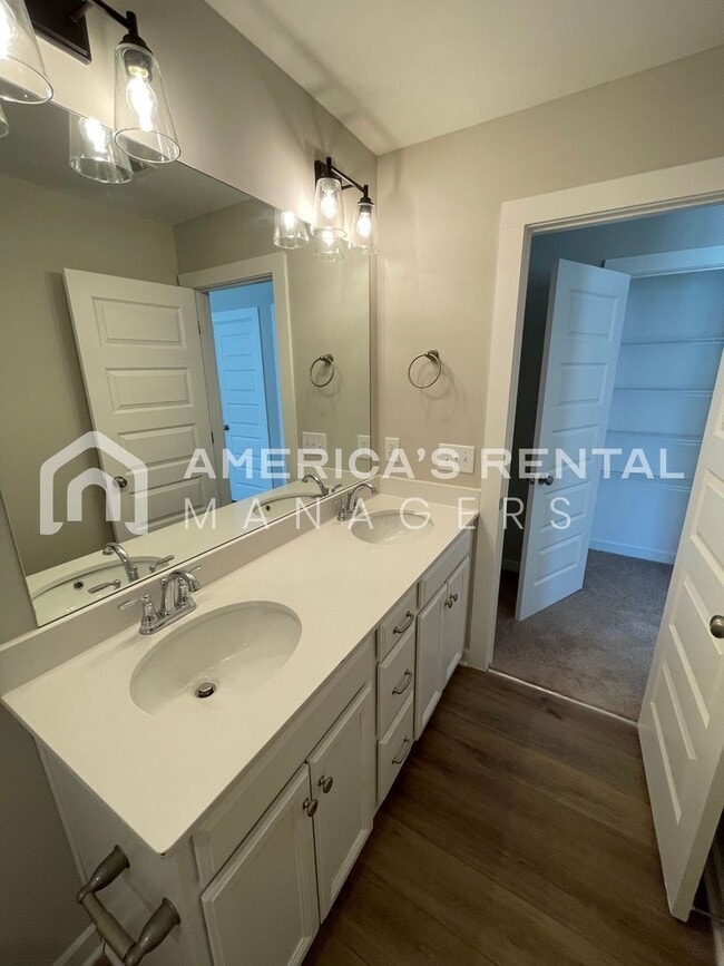 Building Photo - Home for Rent in Calera, AL!!! View with 48 Hours Notice!