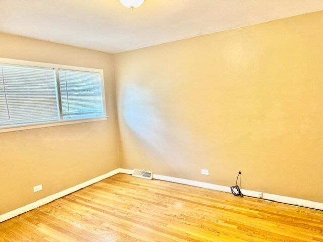 Building Photo - 617 Lavergne Ave