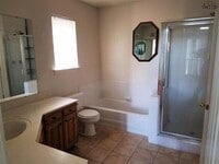 Building Photo - 5307 Northview Dr