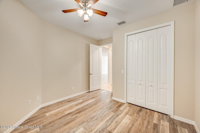 Building Photo - 5748 Tamarac Dr