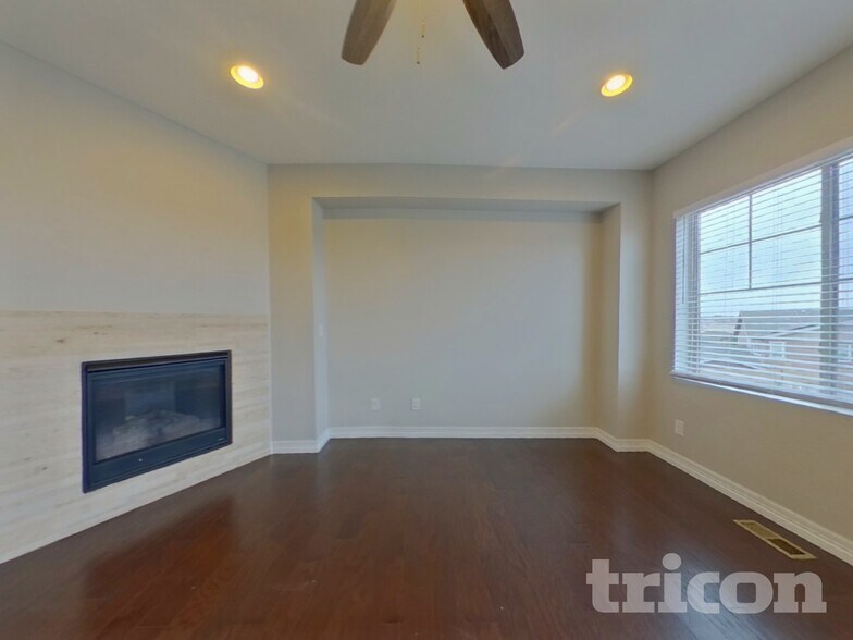 Building Photo - 3911 Donnington Cir