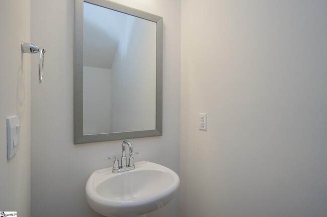 Building Photo - 336 Cub Ct