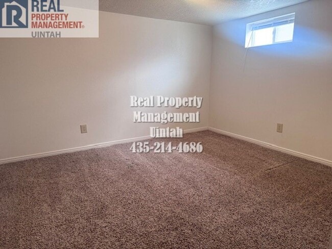Building Photo - 418 E 100 N