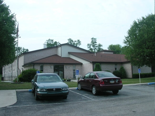 Building Photo - Green Meadow Apartments