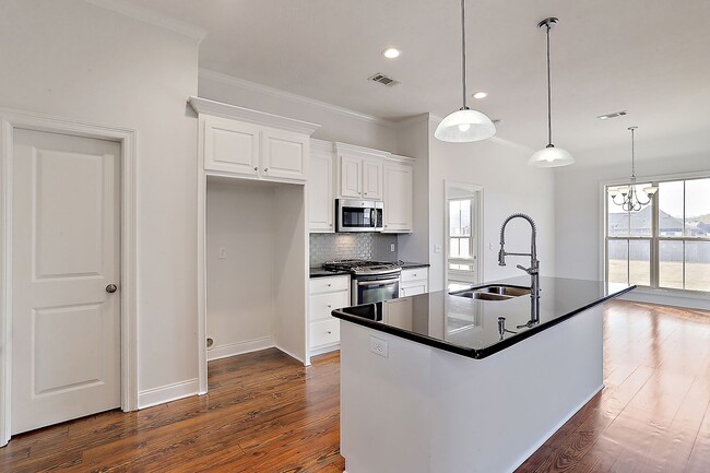 Building Photo - 3 Bed/2 Bath in Fall's Crossing- Gluckstadt!