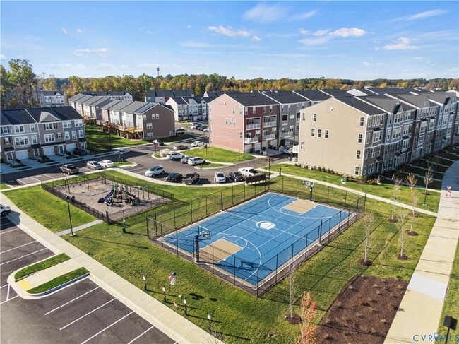 Building Photo - 809 Birchwood Hl Pl