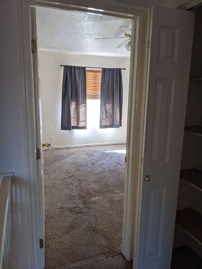 Building Photo - 3-Bed Townhouse in Saint George with Spacious 1400 Sq Ft Layout "