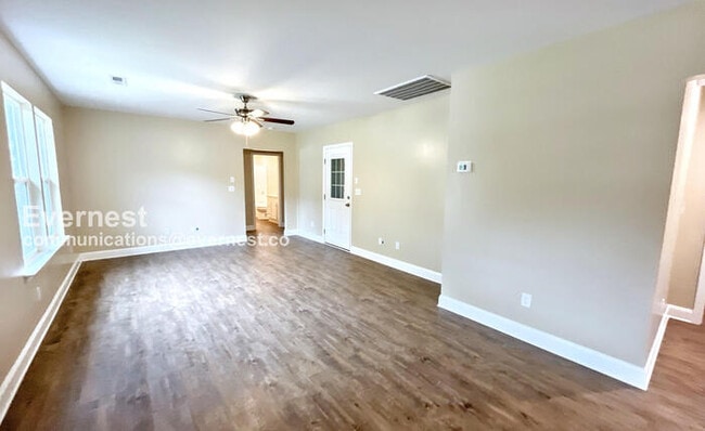 Building Photo - 8430 Springfield Rd