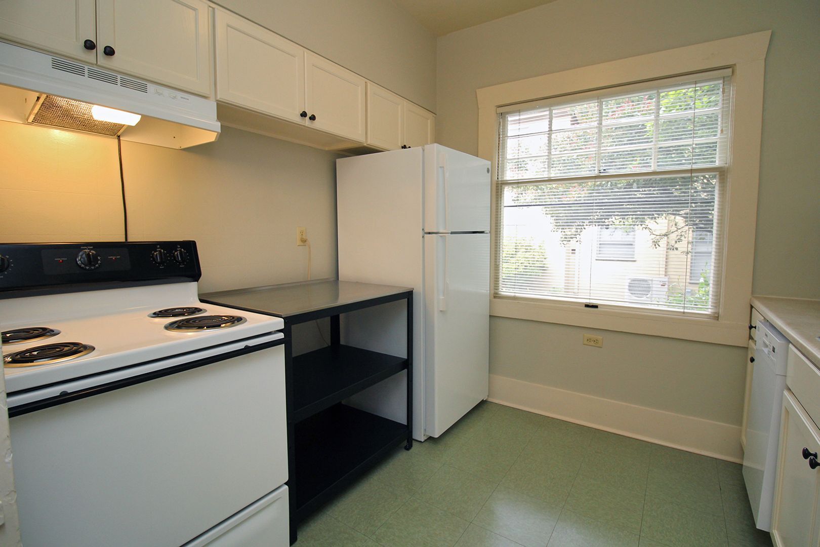 Building Photo - 1624 NE Tillamook St