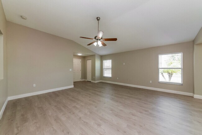 Building Photo - 5007 Jeweled Cone Pl