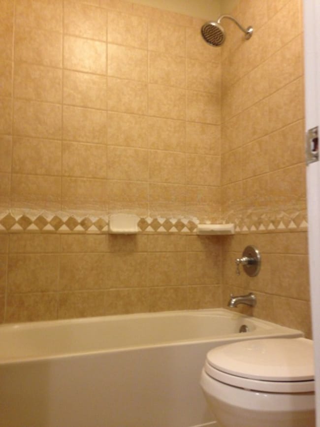 Building Photo - Beautiful Spacious Germantown Home!