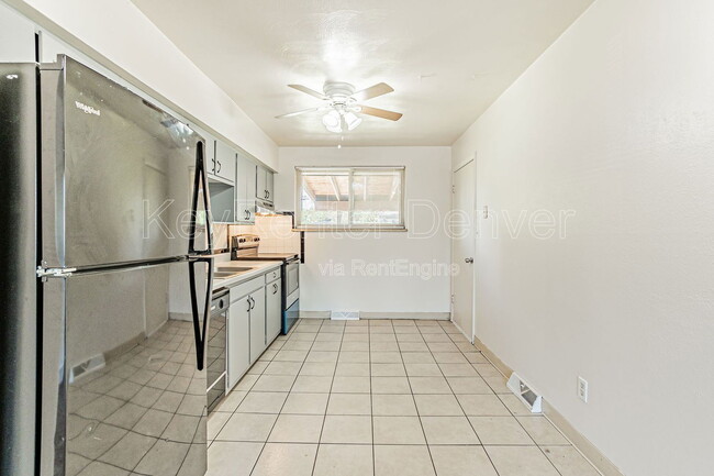 Building Photo - 57 Newland Ct