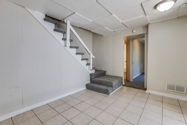 Building Photo - 2749 Oakley Wy