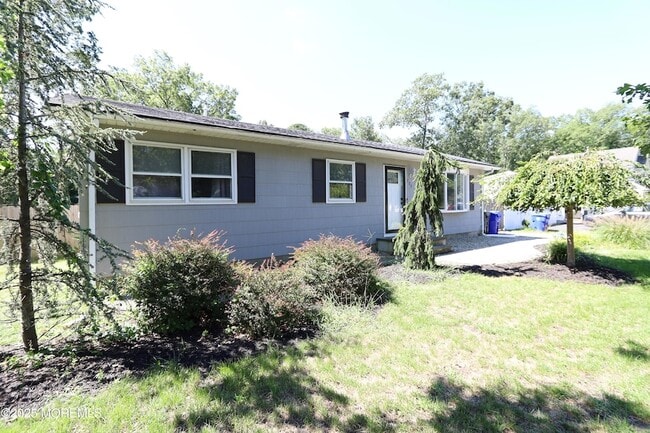 Building Photo - 709 Marys Dr