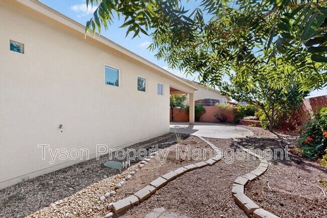 Building Photo - 6412 Sincho Ave
