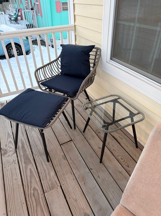 Building Photo - 6690 Eastbrook Ave SW