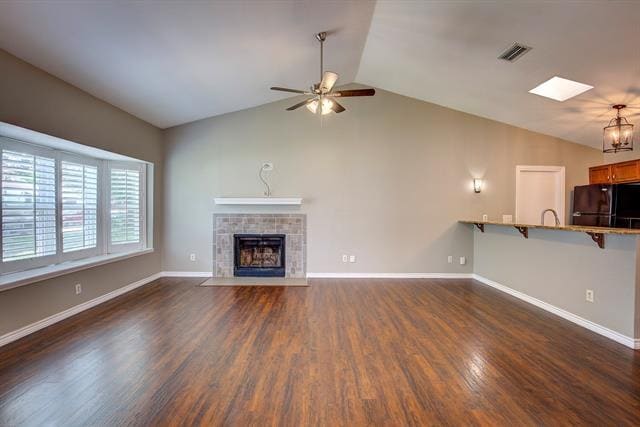 Building Photo - 5519 Bainbridge Dr