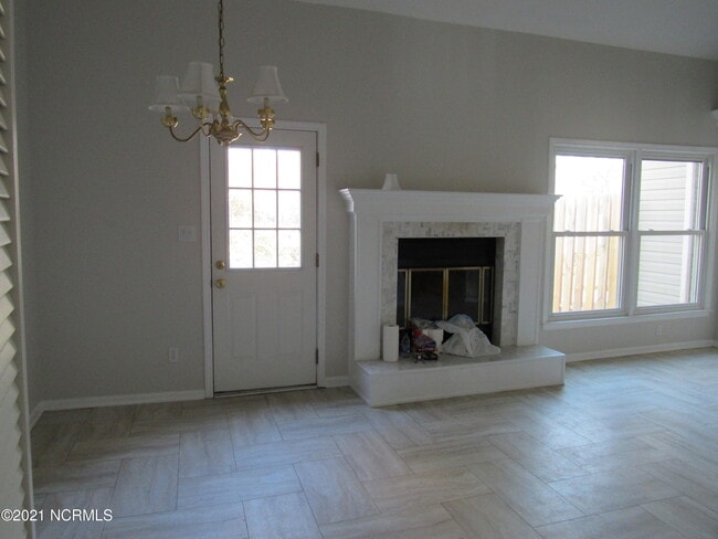 Building Photo - 314 Bracken Pl