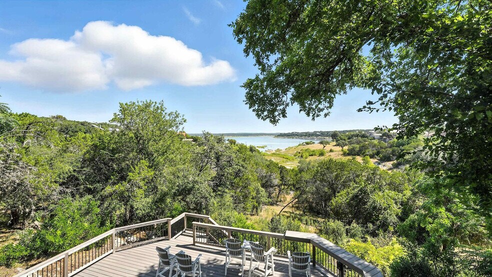 Building Photo - 1240 Canyon Springs Dr