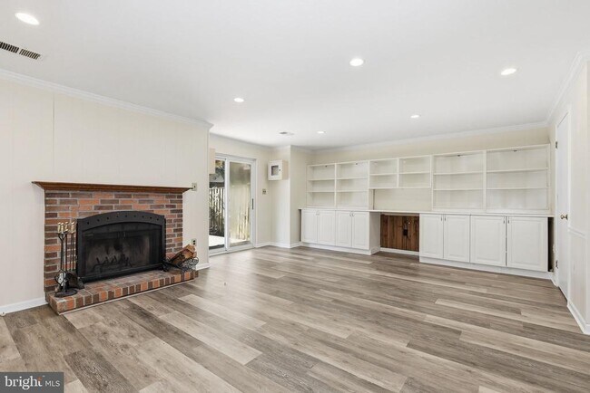 Building Photo - 3931 Tallow Tree Pl