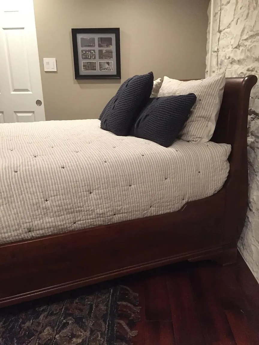 Building Photo - 2051 Park Ave