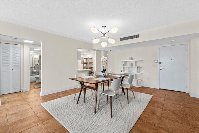 Building Photo - 3450 S Ocean Blvd