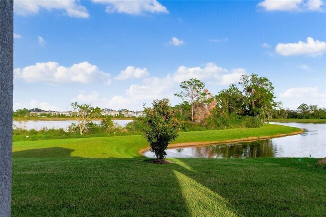 Building Photo - 9849 Lost Creek Dr