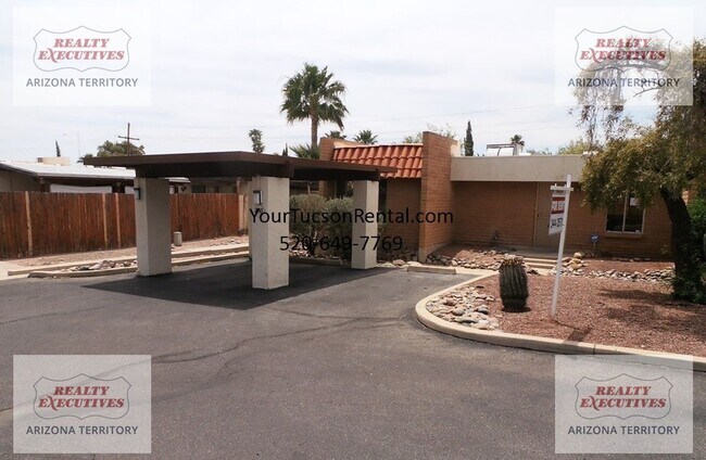 Building Photo - Star Pass area town home with community pool
